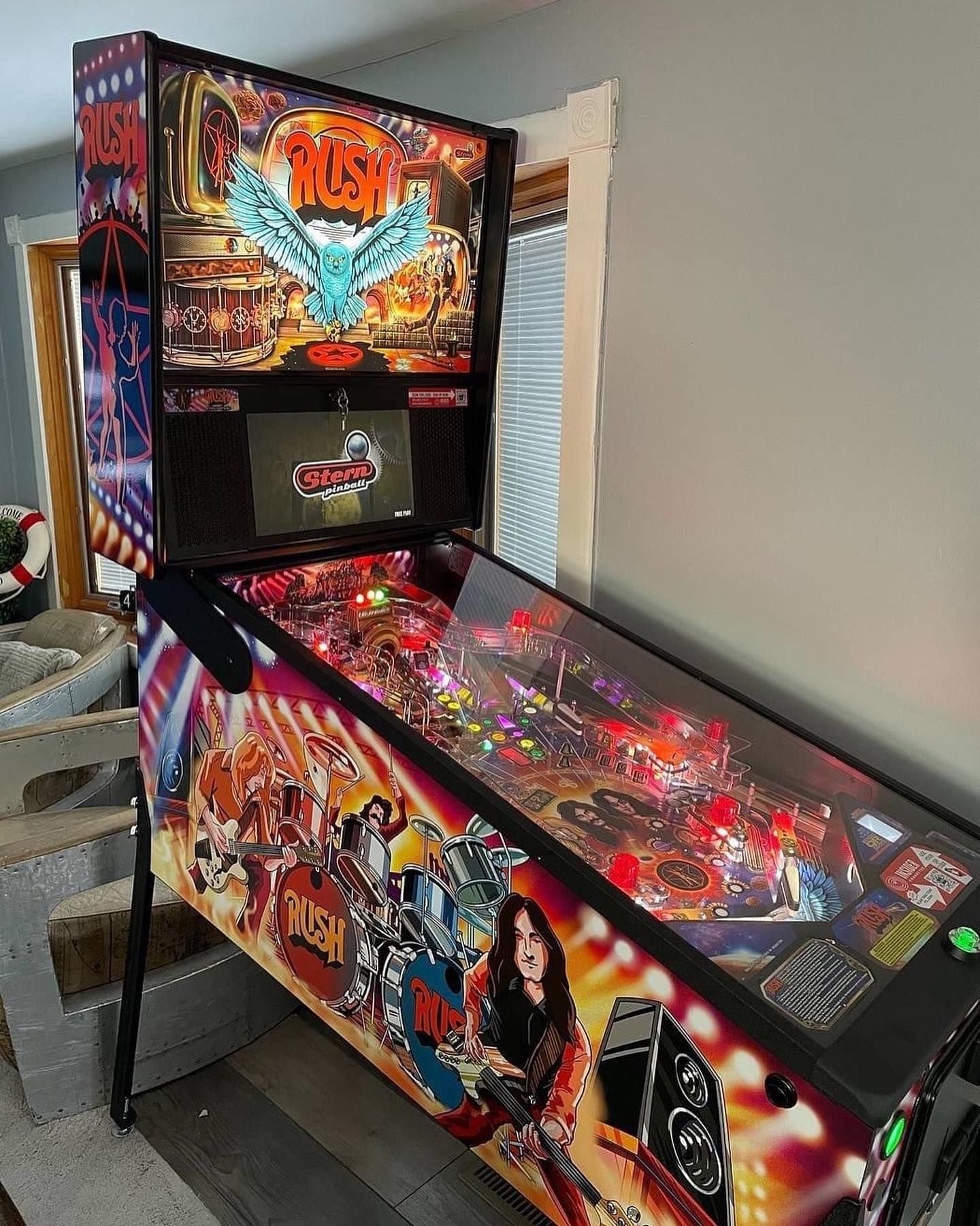 IMG Rush Pinball Machine